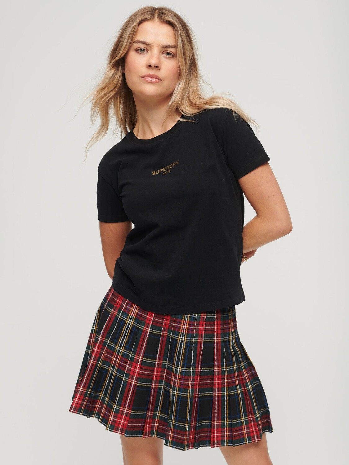 

Укороченная футболка с логотипом Sport Luxe Superdry, черное золото, Черный