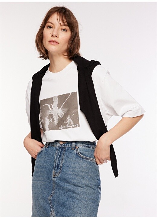 

Белая женская футболка с круглым вырезом с принтом Calvin Klein Jeans, Белый