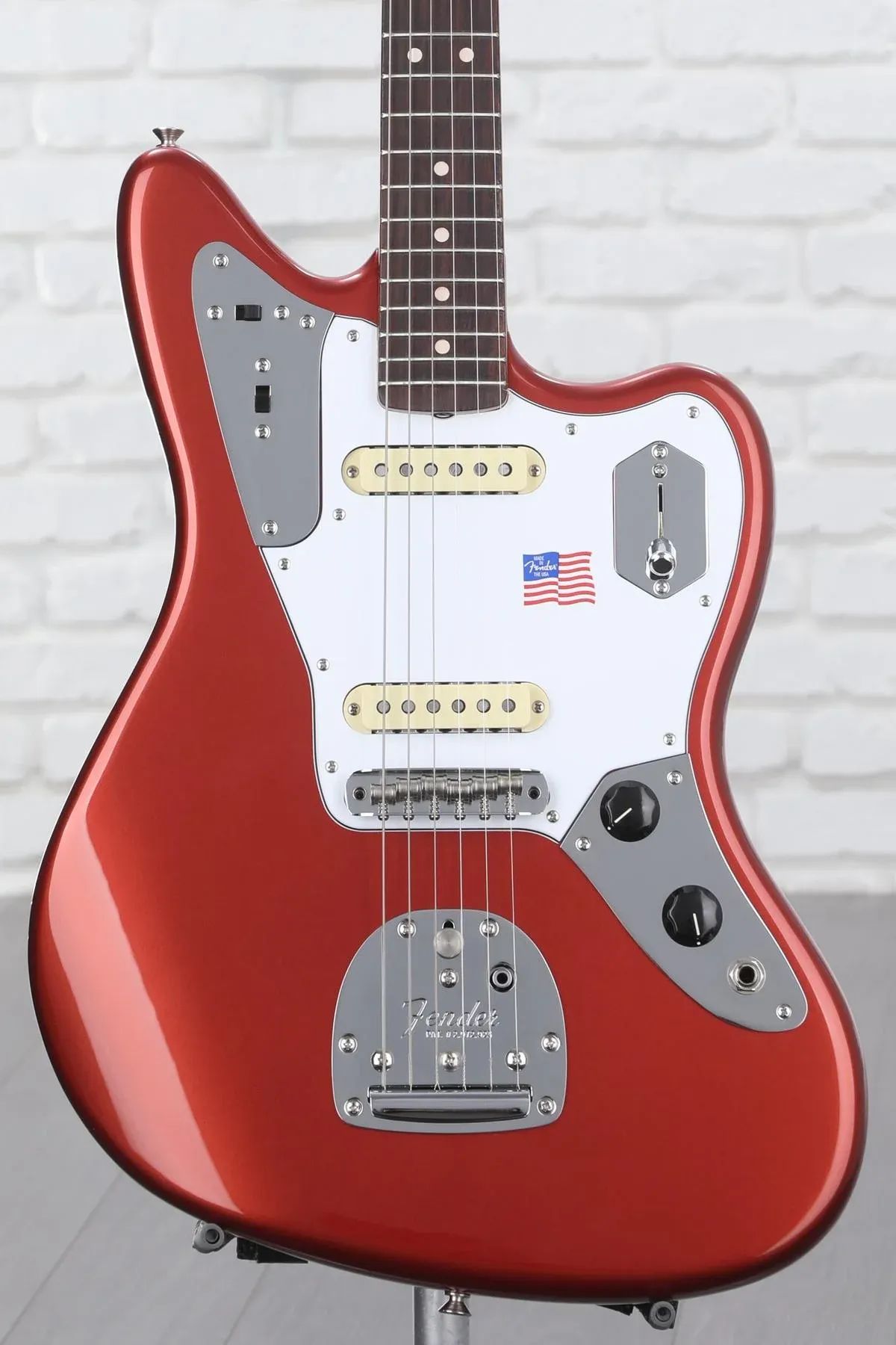 

Fender Johnny Marr Jaguar — металлик KO с накладкой из палисандра