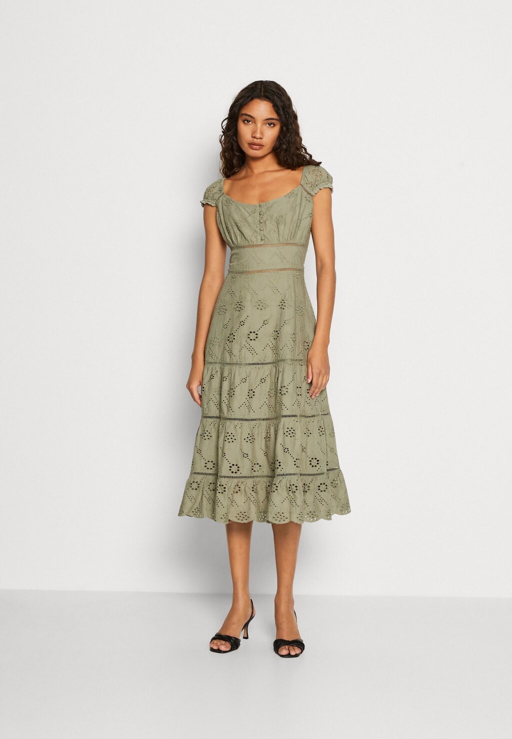 

Дневное платье Guess