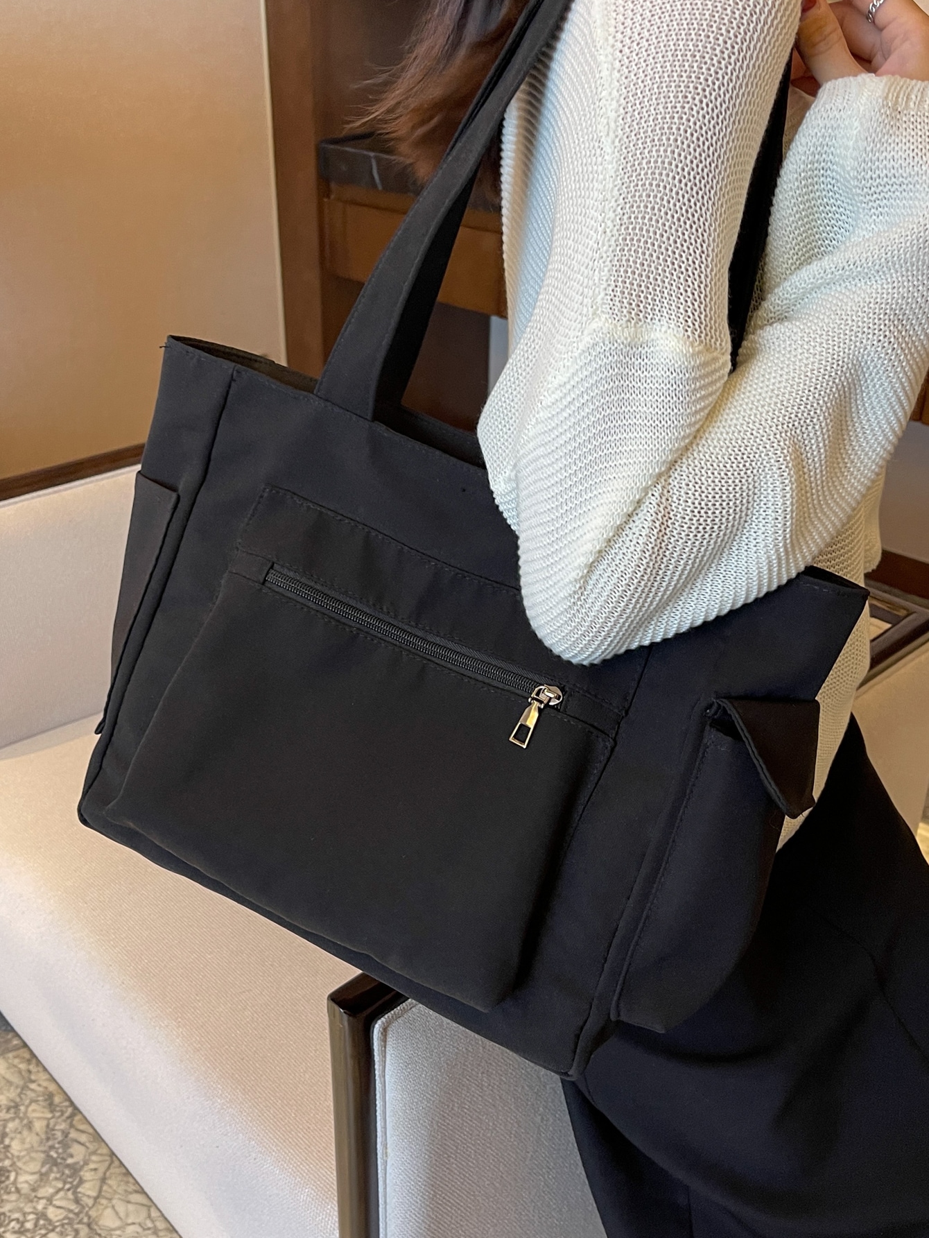 Сплошная сумка через плечо большой емкости с несколькими карманами, черный