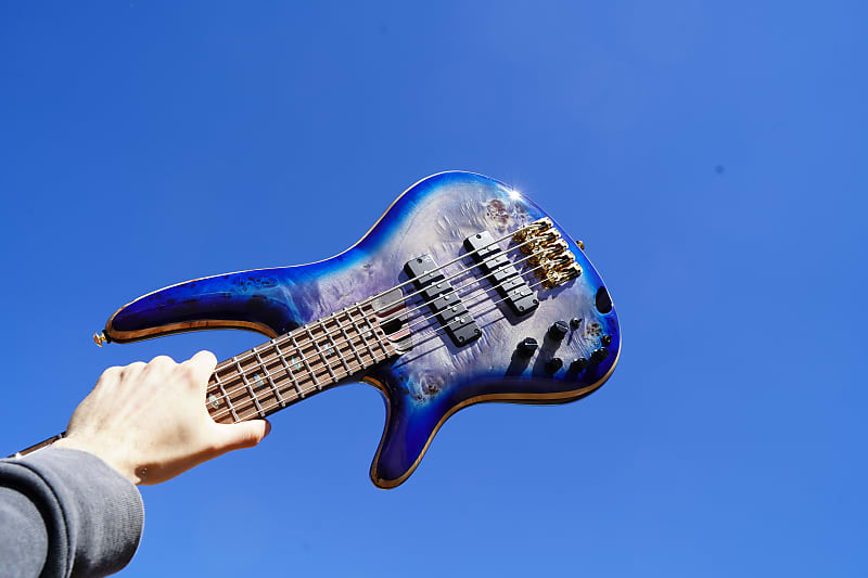 Басс гитара Ibanez SR2605L CBB - Cerulean Blue Burst Left Handed 5-String Electric Bass Guitar w/ Gig Bag