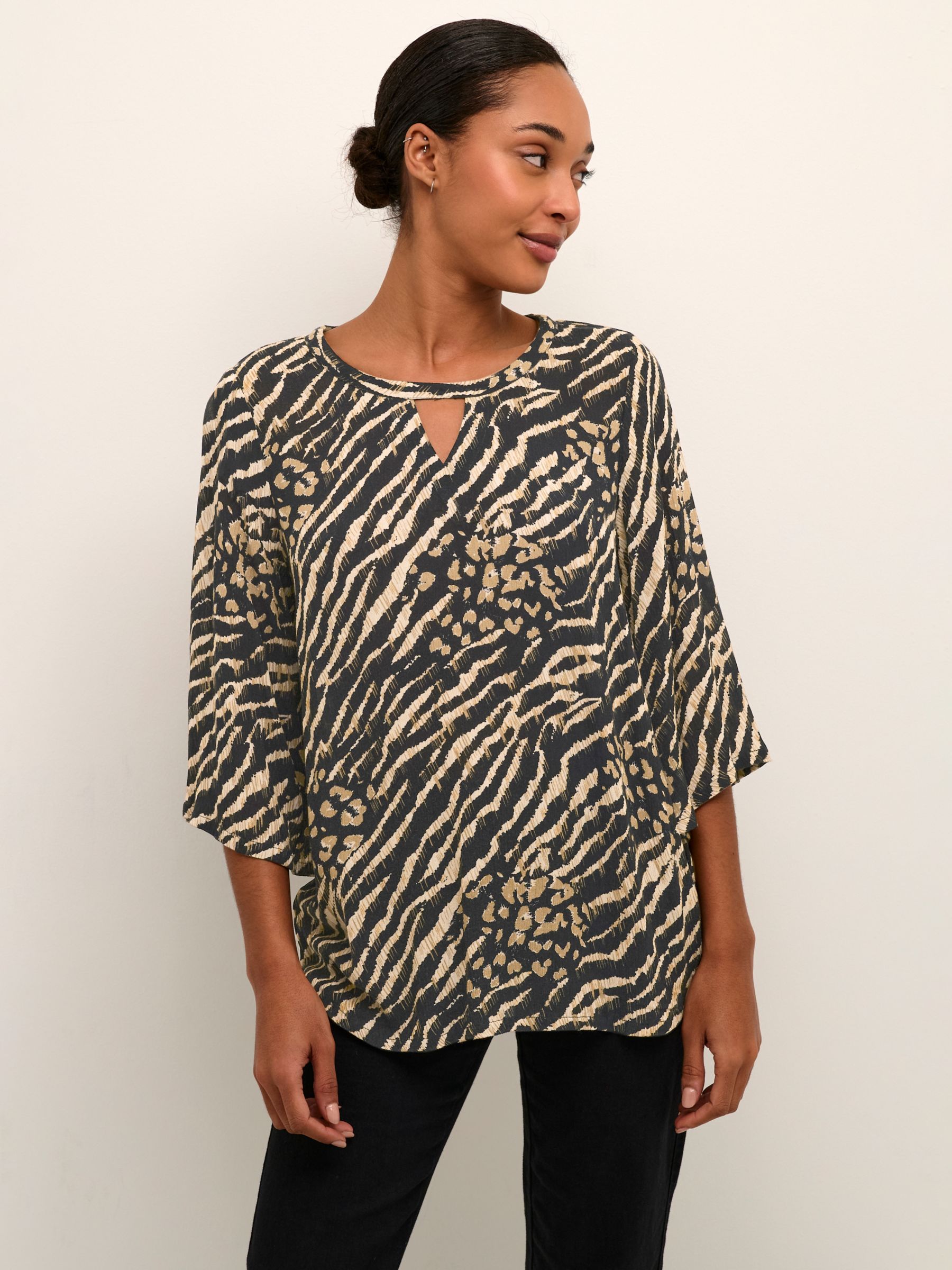 Karina Янтарная блузка с принтом KAFFE, коричневый