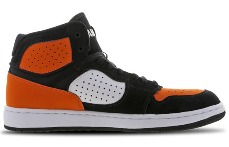 

Кроссовки мужские баскетбольные Nike Air Jordan Access Vintage, черный / оранжевый