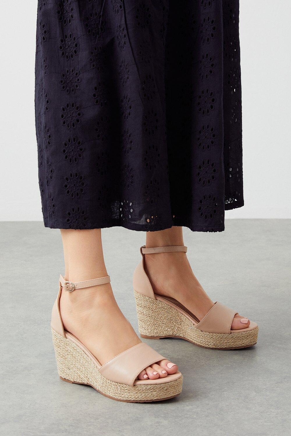 

Faith: Riri Эспадрильи на танкетке Dorothy Perkins, розовый