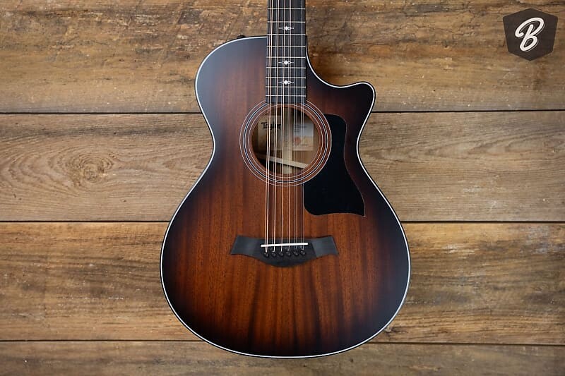

Акустическая гитара Taylor 362ce 12 String / 12 Fret V-Class Acoustic/Electric w/Hardshell Case