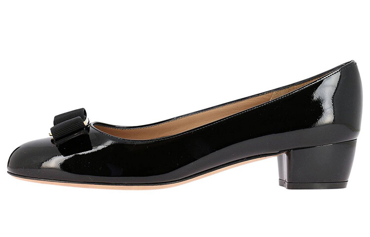 

Туфли Мэри Джейн женские черные Ferragamo
