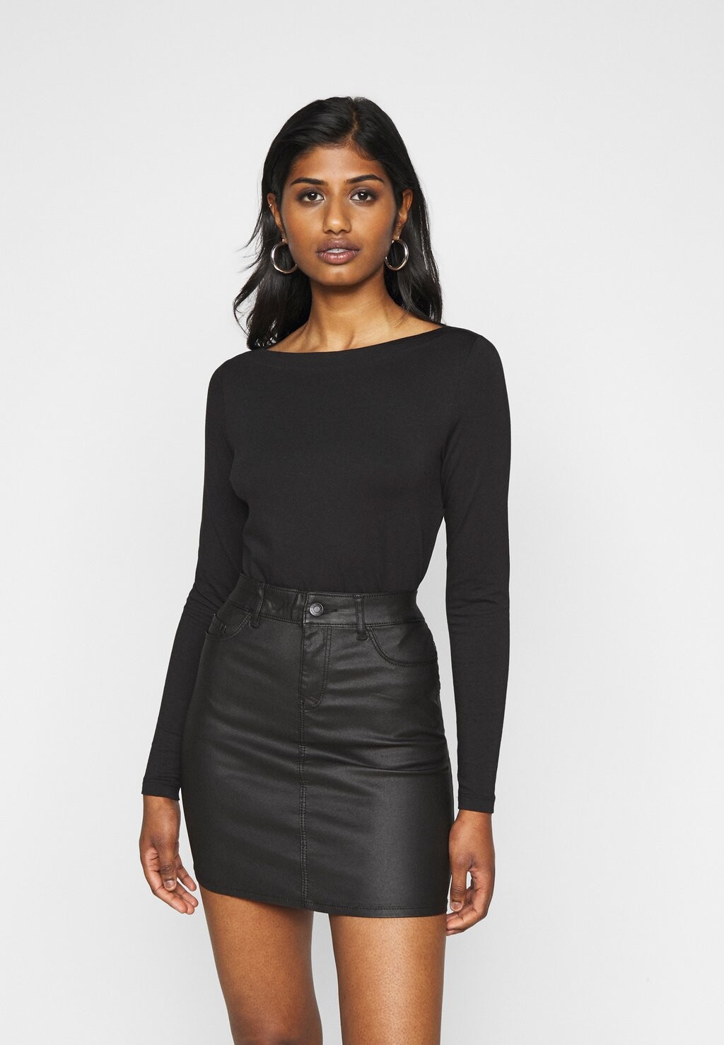 

Топ с длинными рукавами Vero Moda, черный