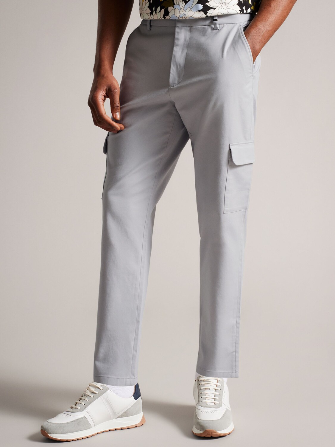 

Прямые брюки Ted Baker Mikel, светло-серые, Серый