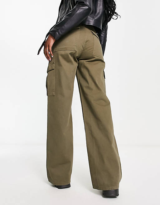 Широкие брюки карго с завышенной талией Pull&Bear цвета хаки