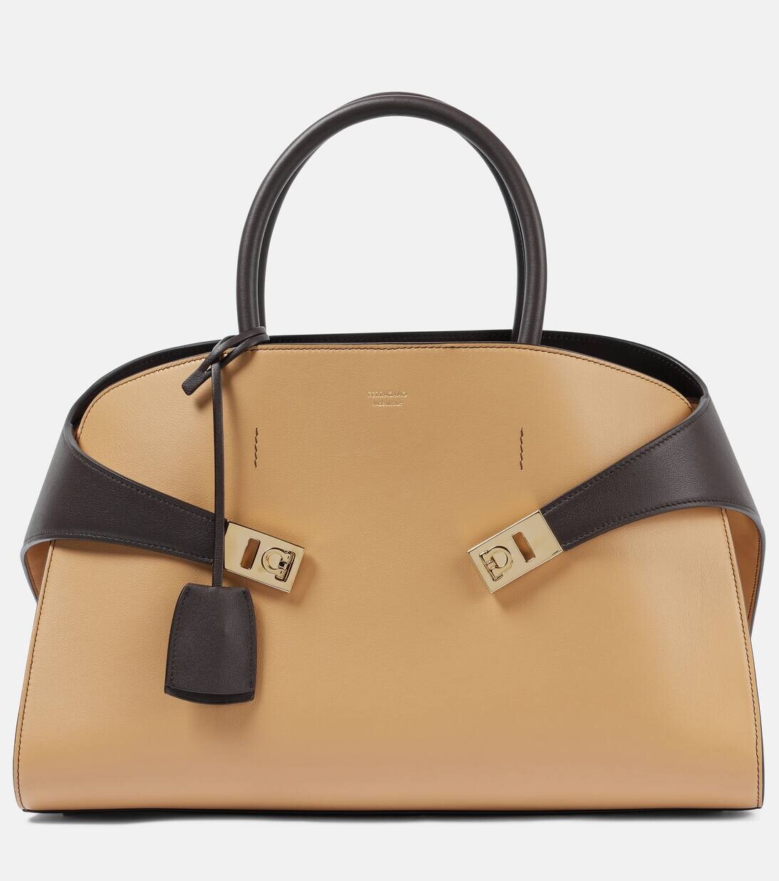 

Сумка-тоут из кожи Hug Medium Ferragamo, цвет light camel/testa di moro