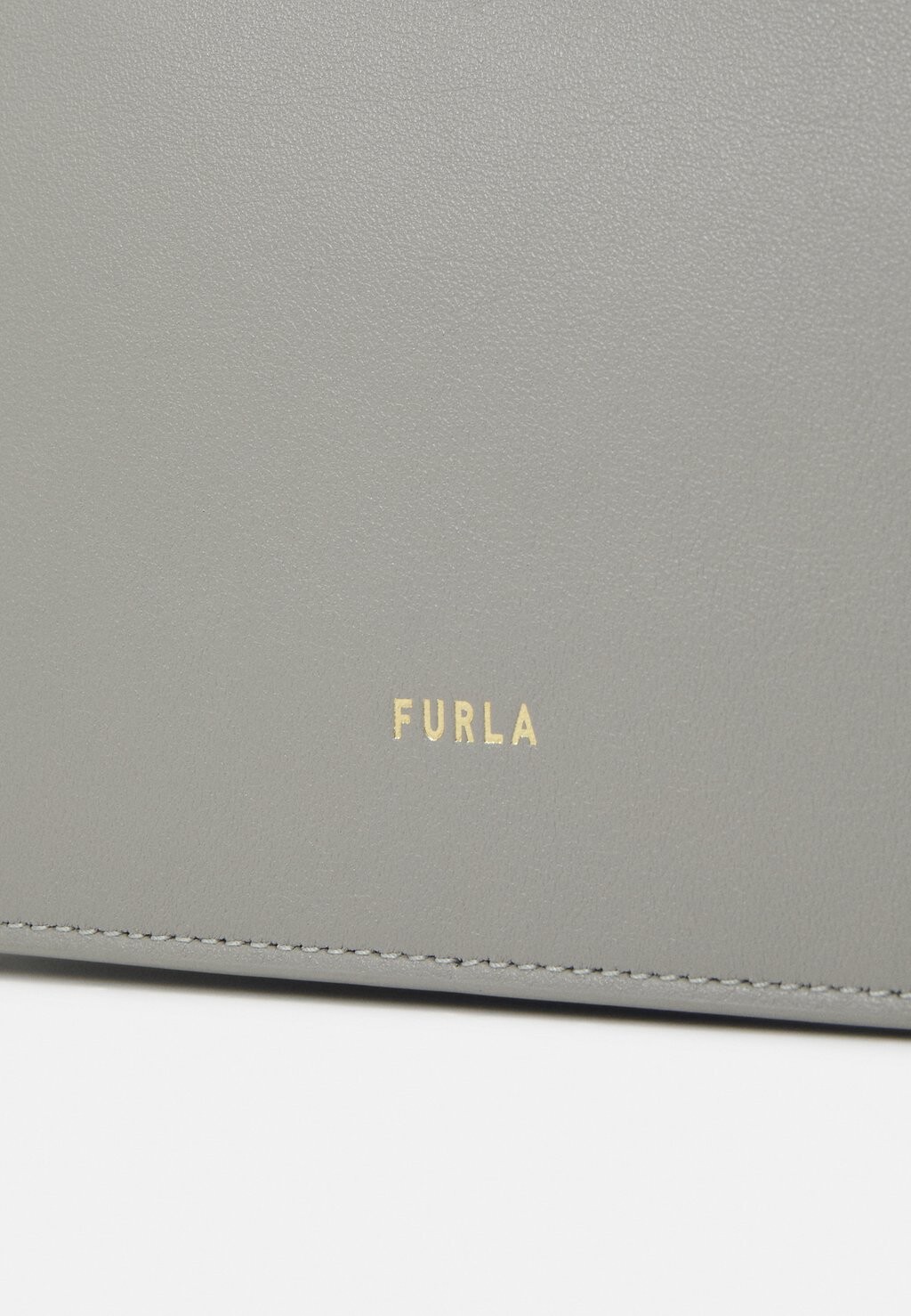 

Сумочка NUVOLA MINI SHOULDER BAG Furla, серый