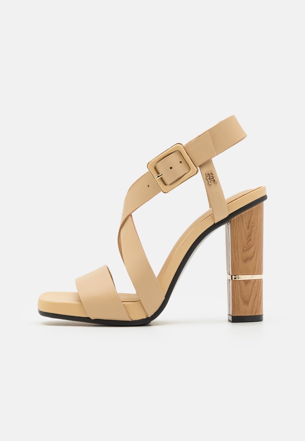 

Босоножки на каблуке Hardware Block Tommy Hilfiger, цвет harvest wheat