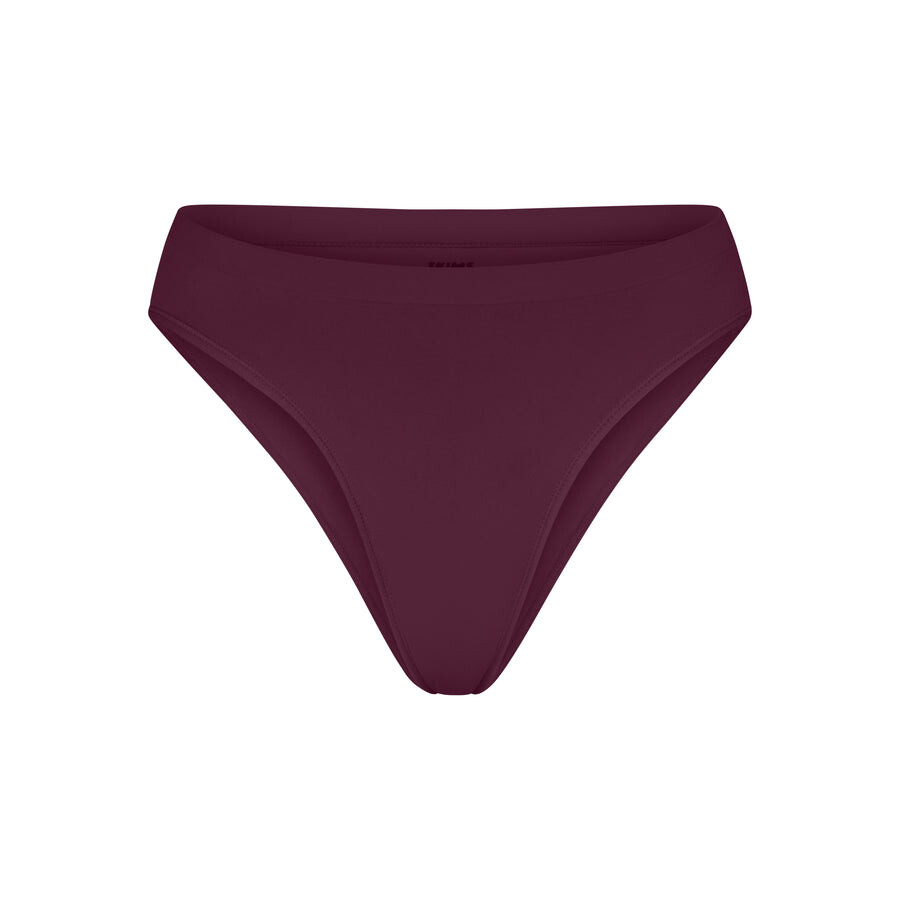 

Трусы SKIMS Soft Smoothing Seamless, цвет Deep Berry