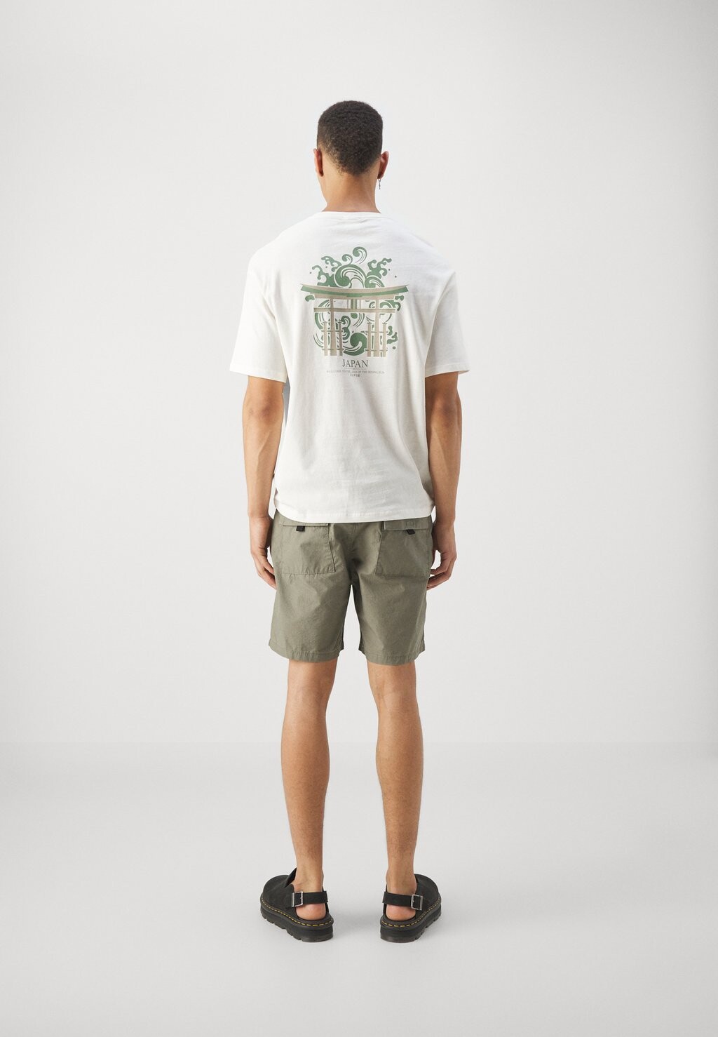 

Шорты Utility Levi's, перьево-серый
