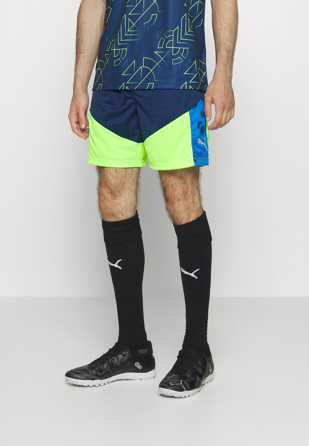 

Спортивные шорты INDIVIDUALCUP Puma, персидский синий/про зеленый