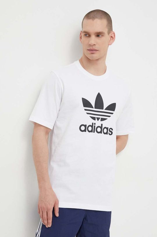 цена Хлопковая футболка с изображением трилистника adidas Originals, белый