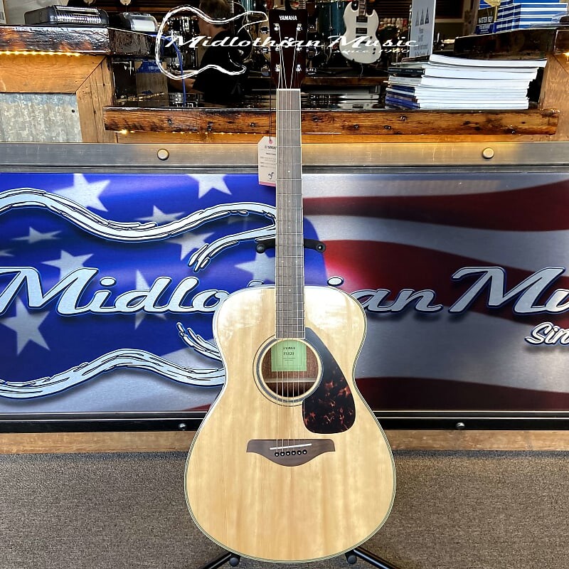 

Акустическая гитара Yamaha FS820 Concert Size Acoustic Guitar - Natural Gloss Finish
