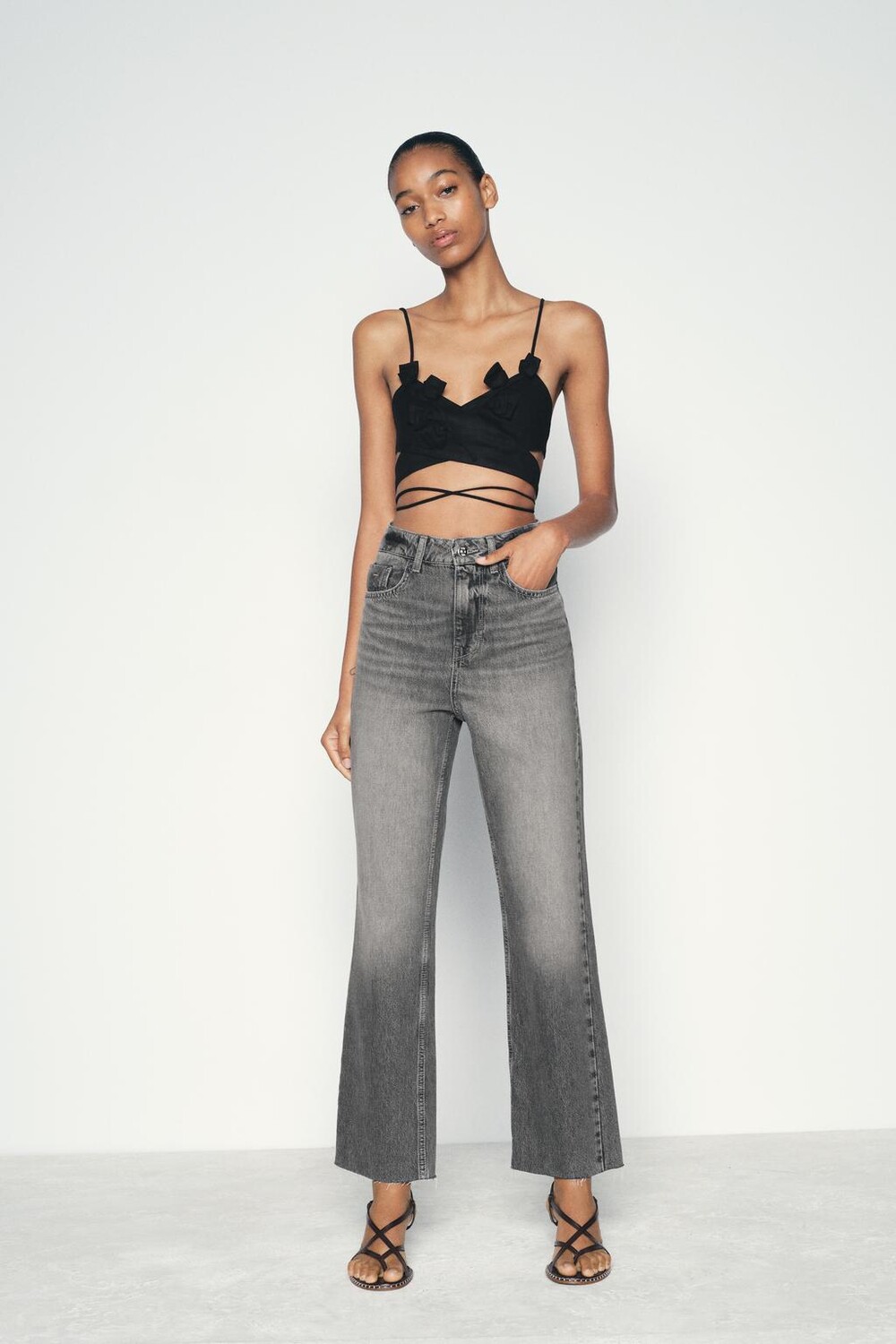 

Джинсы прямые из денима с высокой посадкой Z1975 ZARA, серый