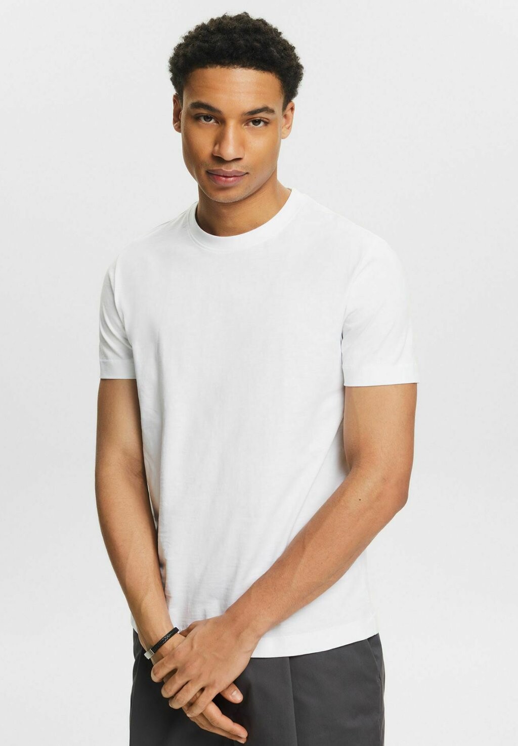 

Футболка базовая SUS SLUB Esprit, цвет white