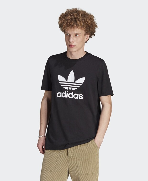 

Футболка adidas Originals, черный
