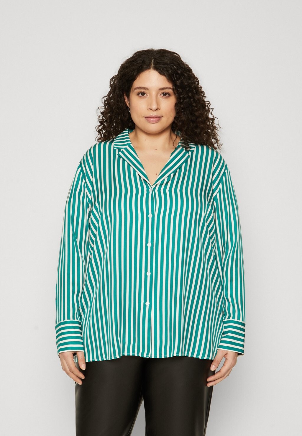 

Рубашка FLUID STRIPED SHIRT Tommy Hilfiger Curve, зеленый