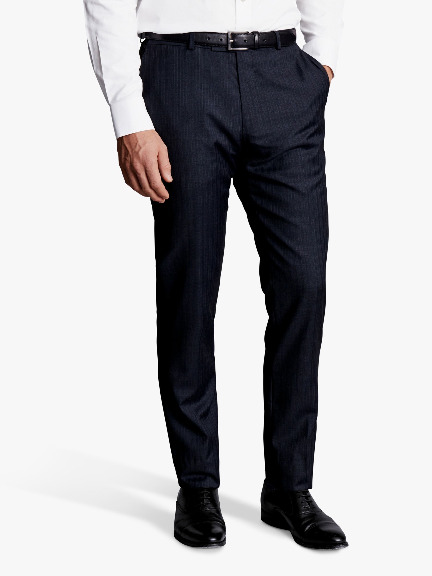 

Charles Tyrwhitt Slim Fit Костюмные брюки в полоску, чернильно-синие