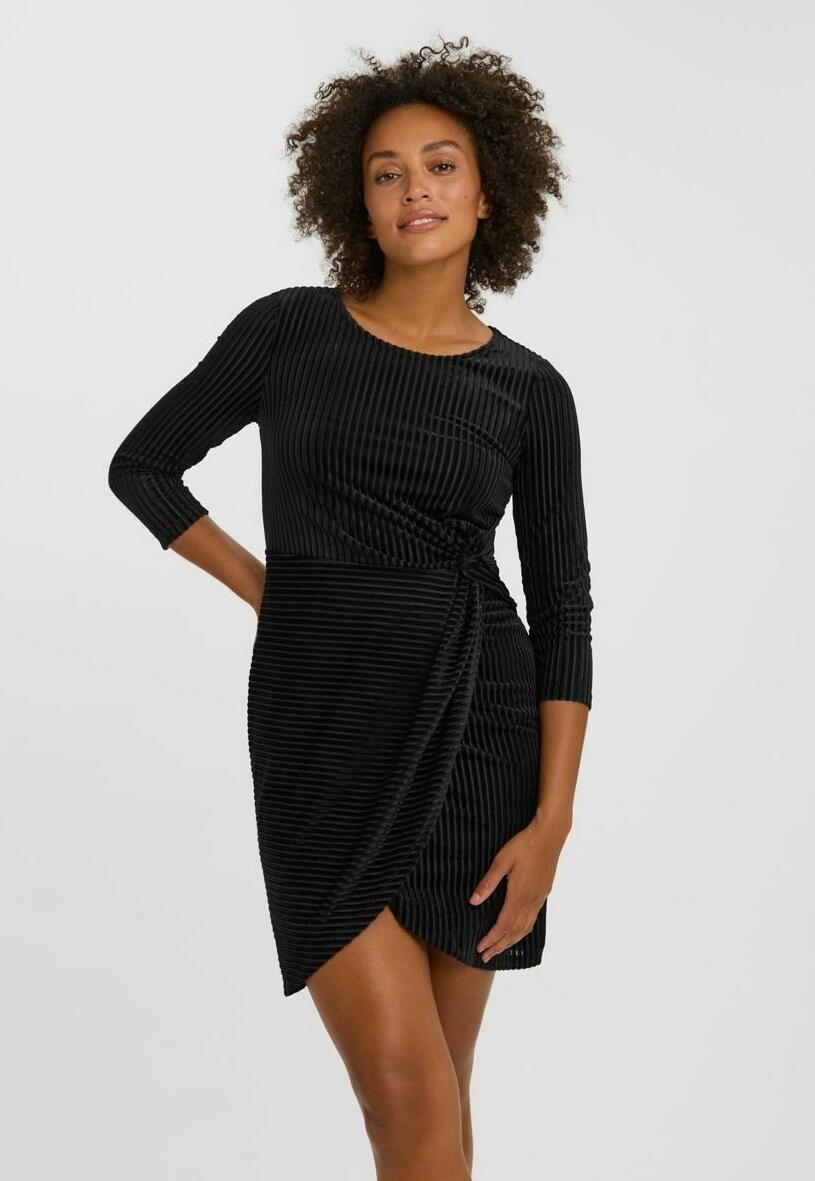 

Летнее платье Vero Moda, черный