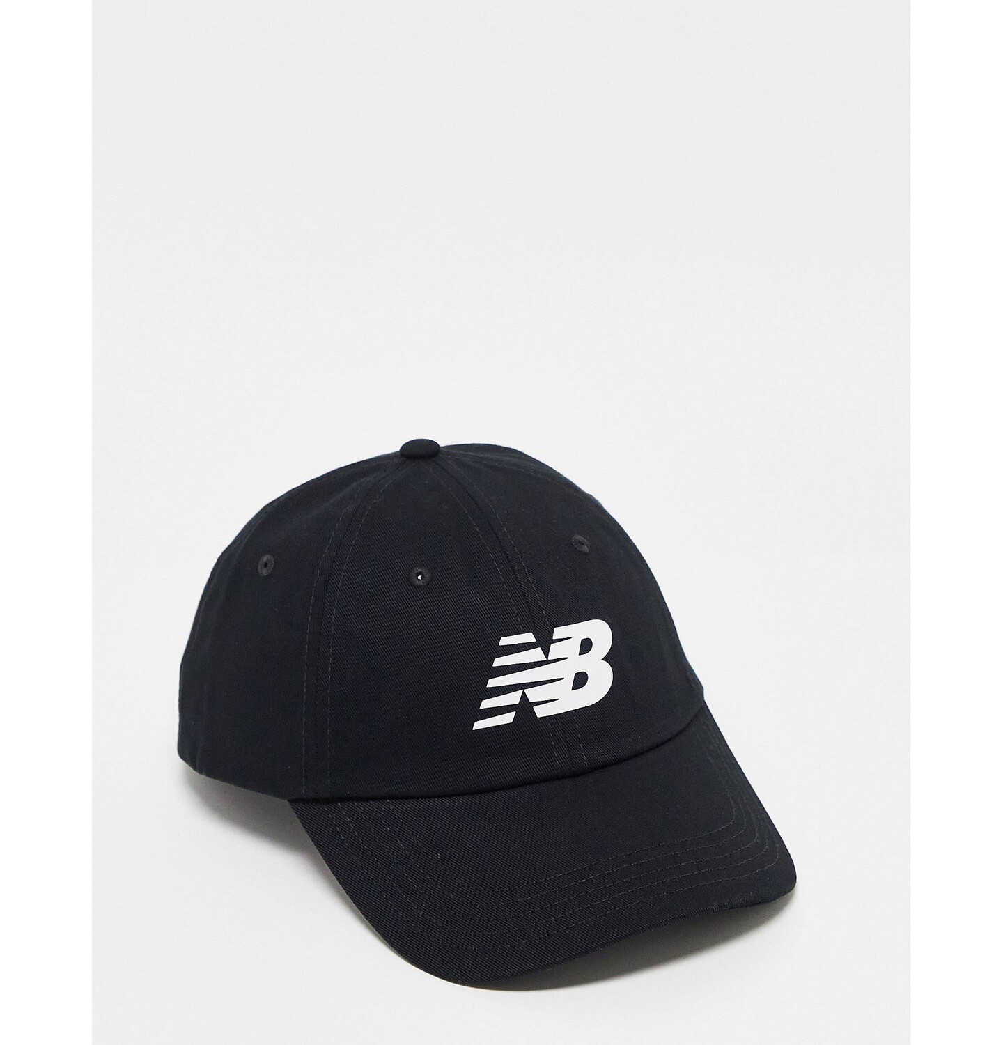 

Черная бейсболка с логотипом New Balance