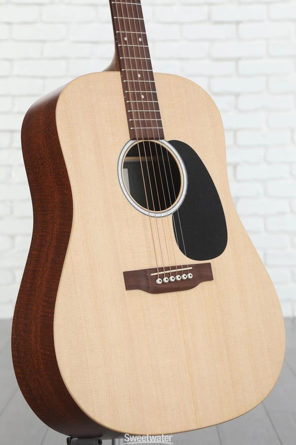 

Акустически-электрическая гитара Martin D-X2E Dreadnought - Natural