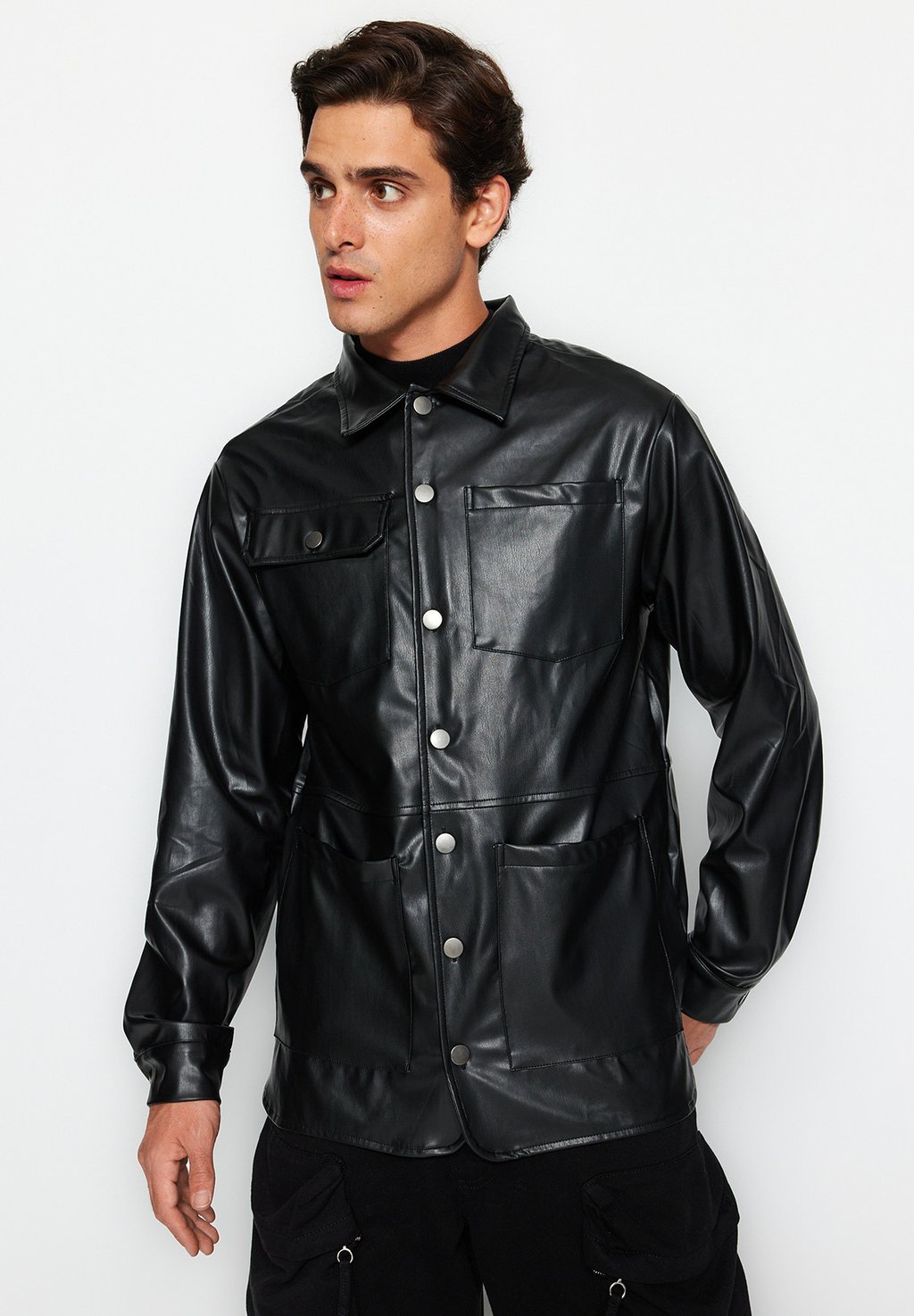 Куртка из искусственной кожи Trendyol, черная