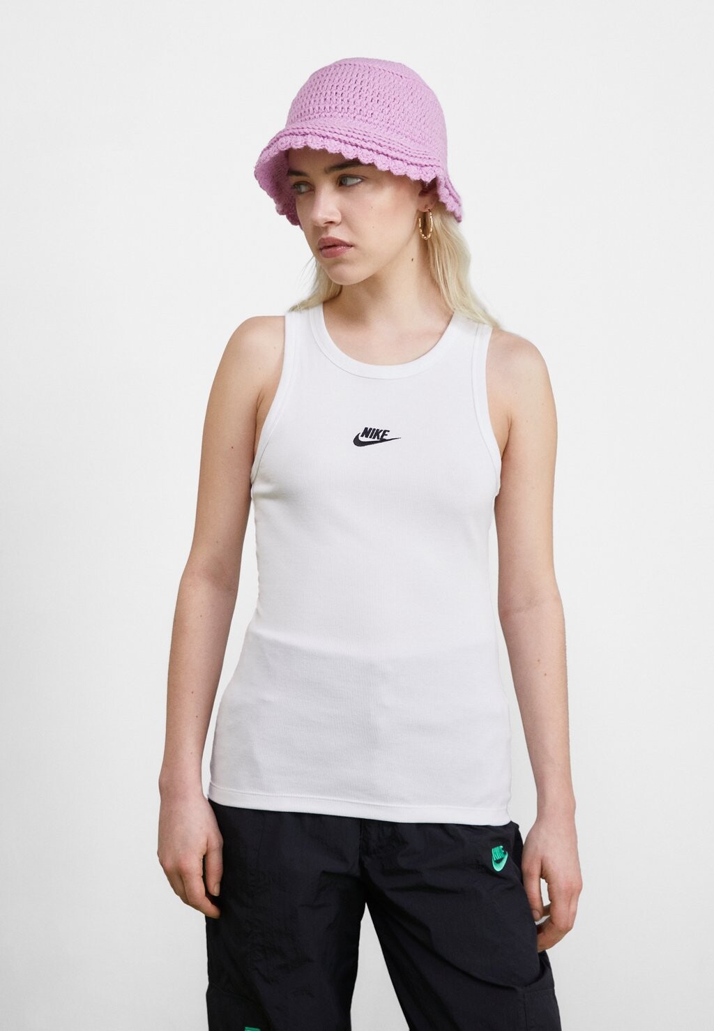 

Топ Nike