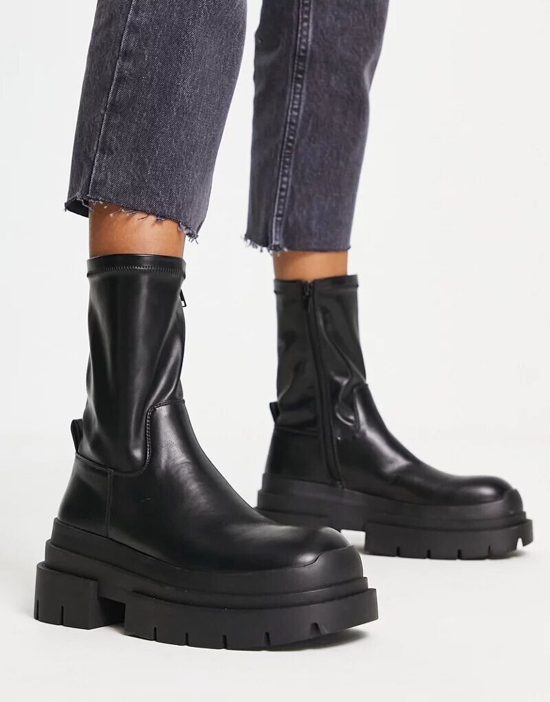 

Черные массивные ботинки челси Topshop Billie