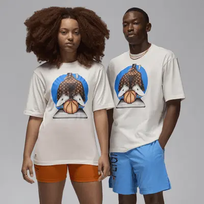 

Футболка Jordan Artist Series by Darien Birks, цвет Sail