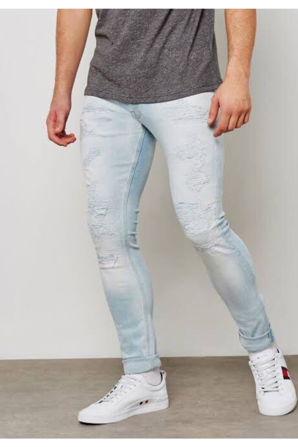 

Джинсы Tommy Hilfiger