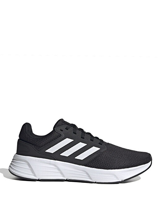 

Беговая обувь Adidas