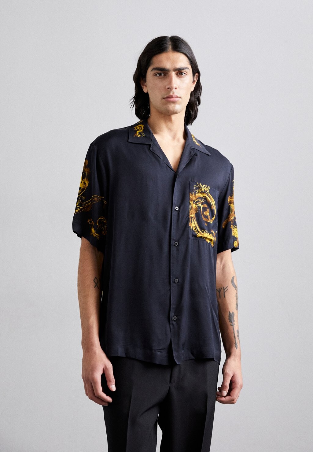 

Рубашка Versace Jeans Couture, черный