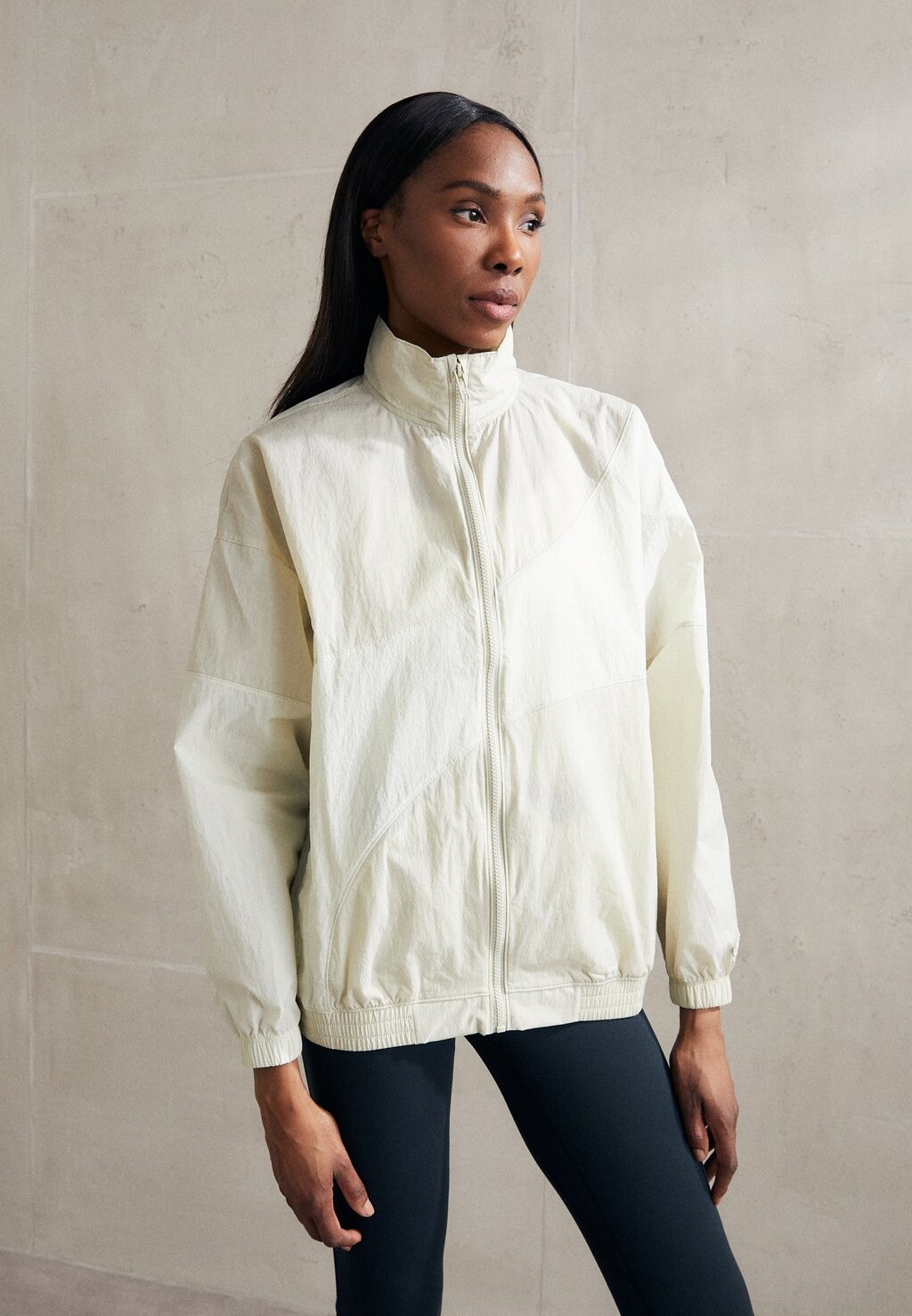 

Куртка для тренировок LEGACY CRINKLE JACKET Under Armour, цвет khaki base/silt