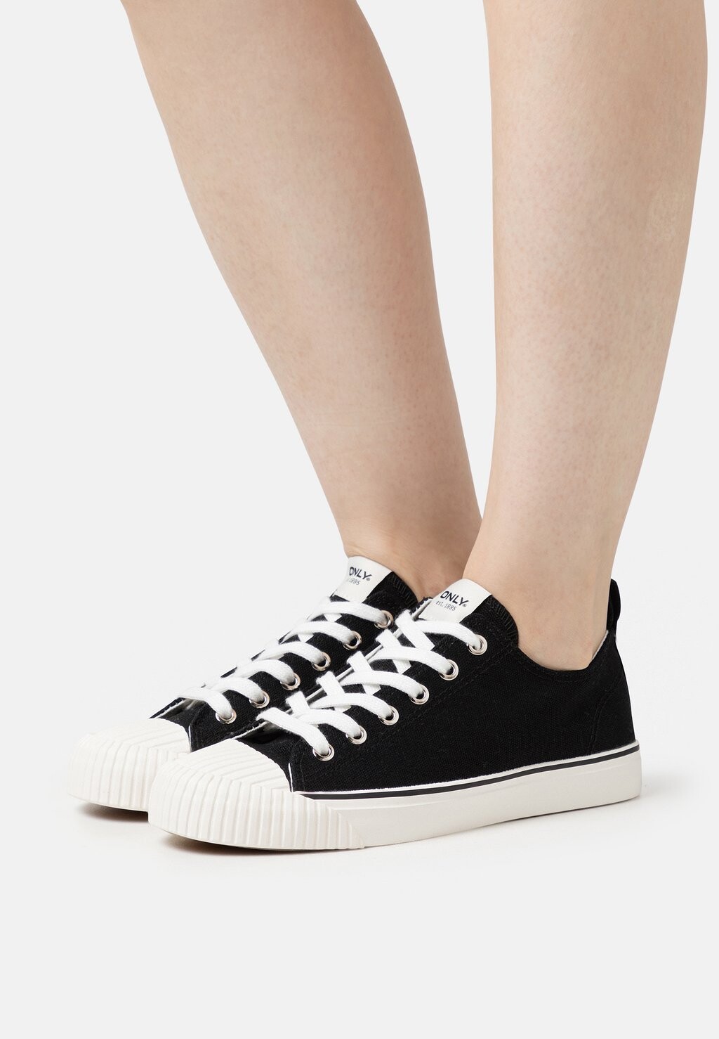 

Кроссовки ONLY SHOES, черный
