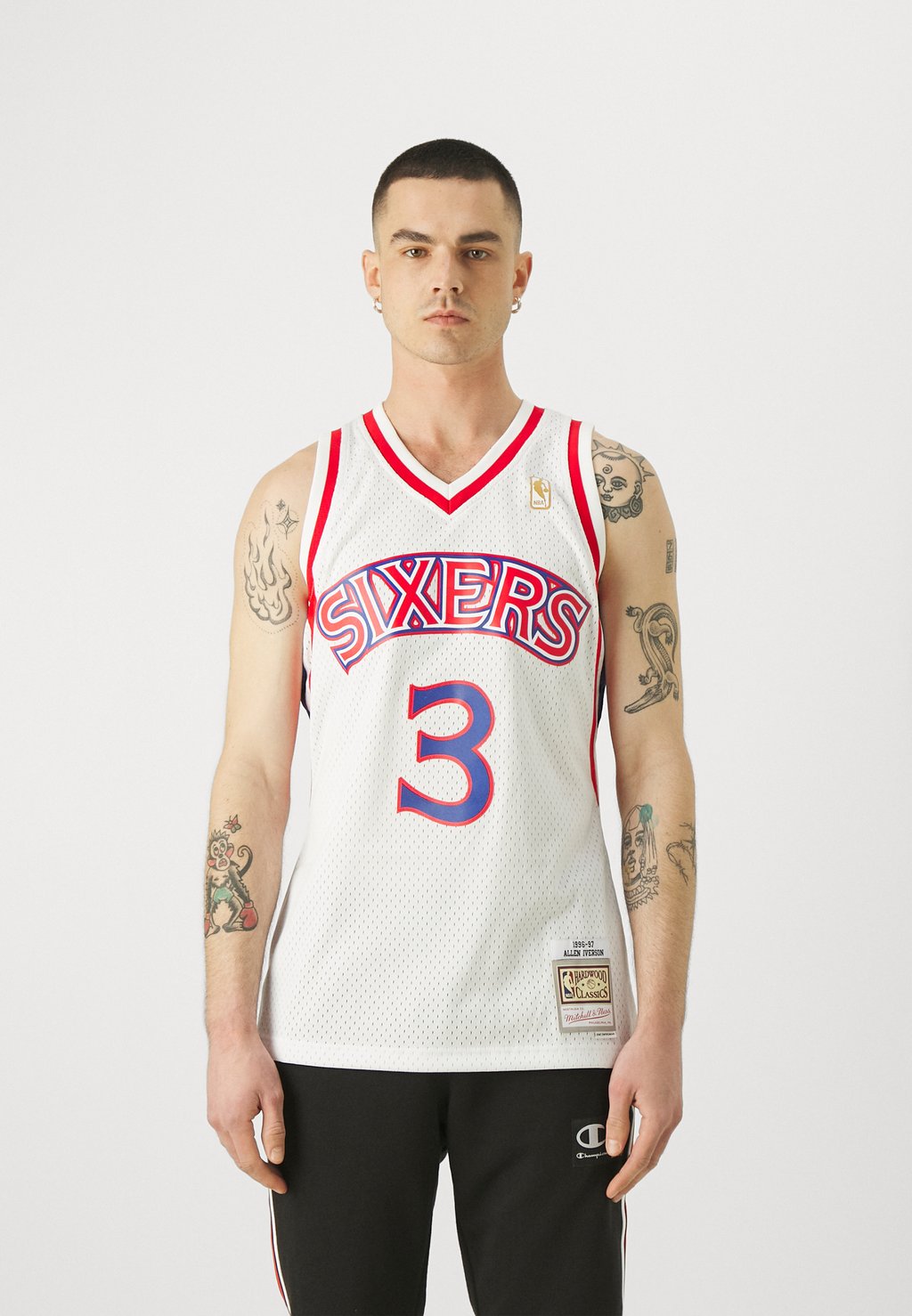 

Майка НБА PHILADELPHIA 76ERS ALLEN IVERSON SWINGMAN Mitchell & Ness, цвет white