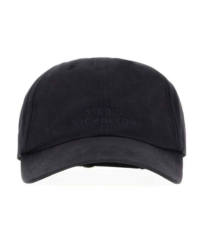 

Стильные шапки для модных образов Studio Nicholson, синий