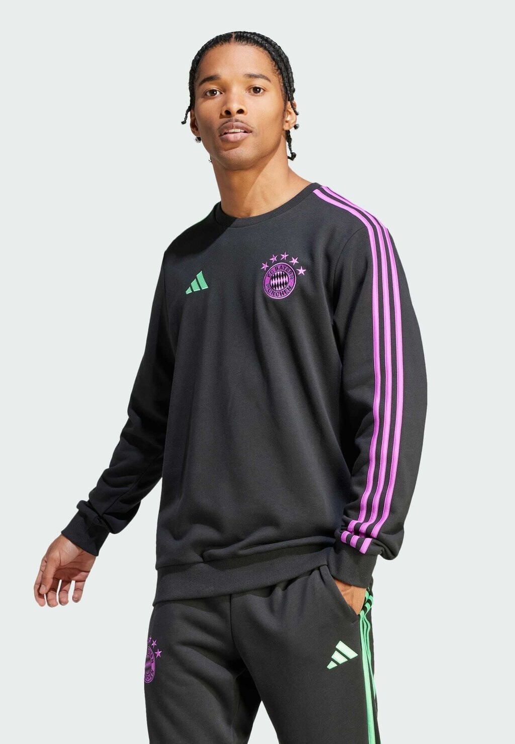 

Свитшот Adidas, черный