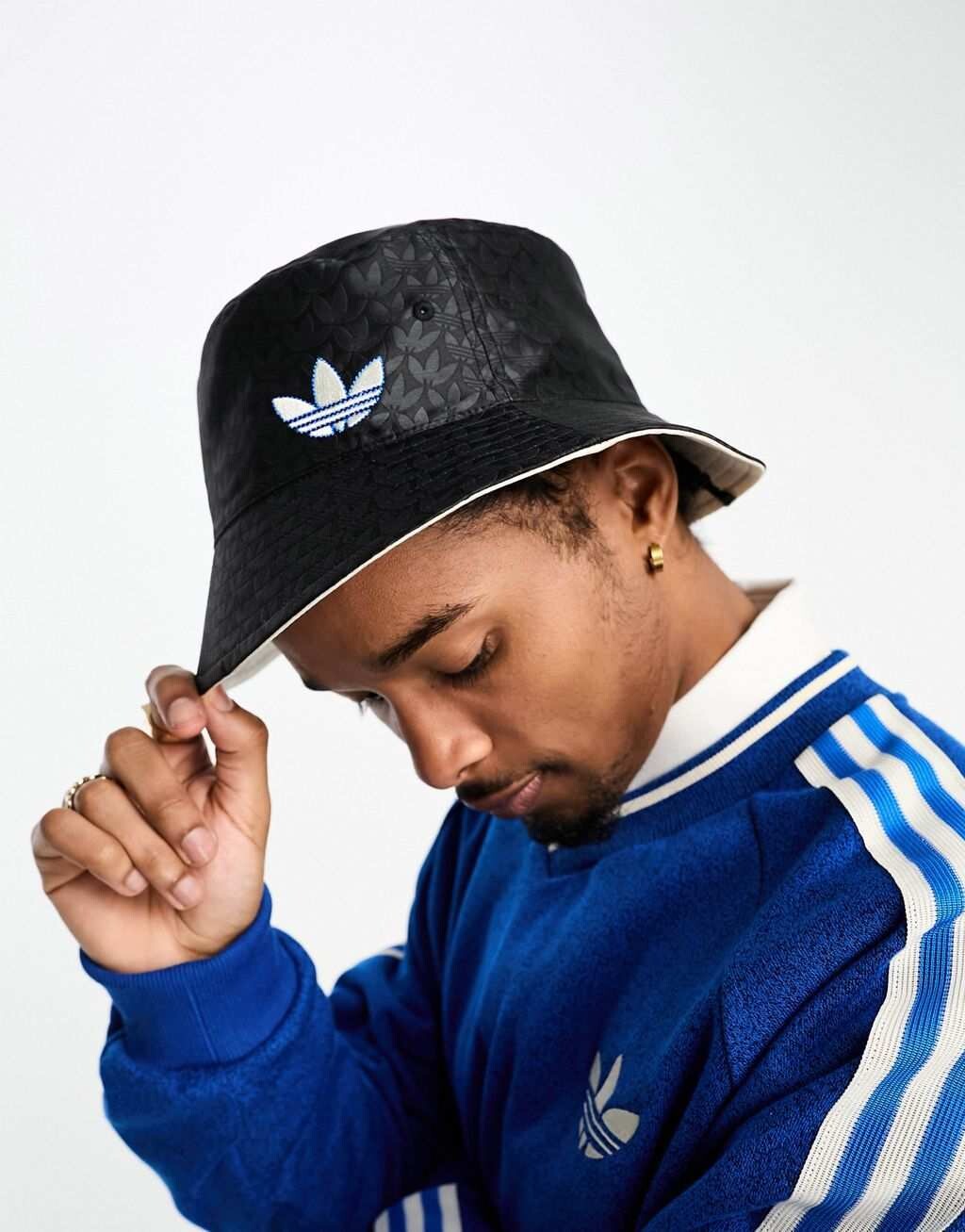 

Черная панама adidas Originals Adicolor 70s
