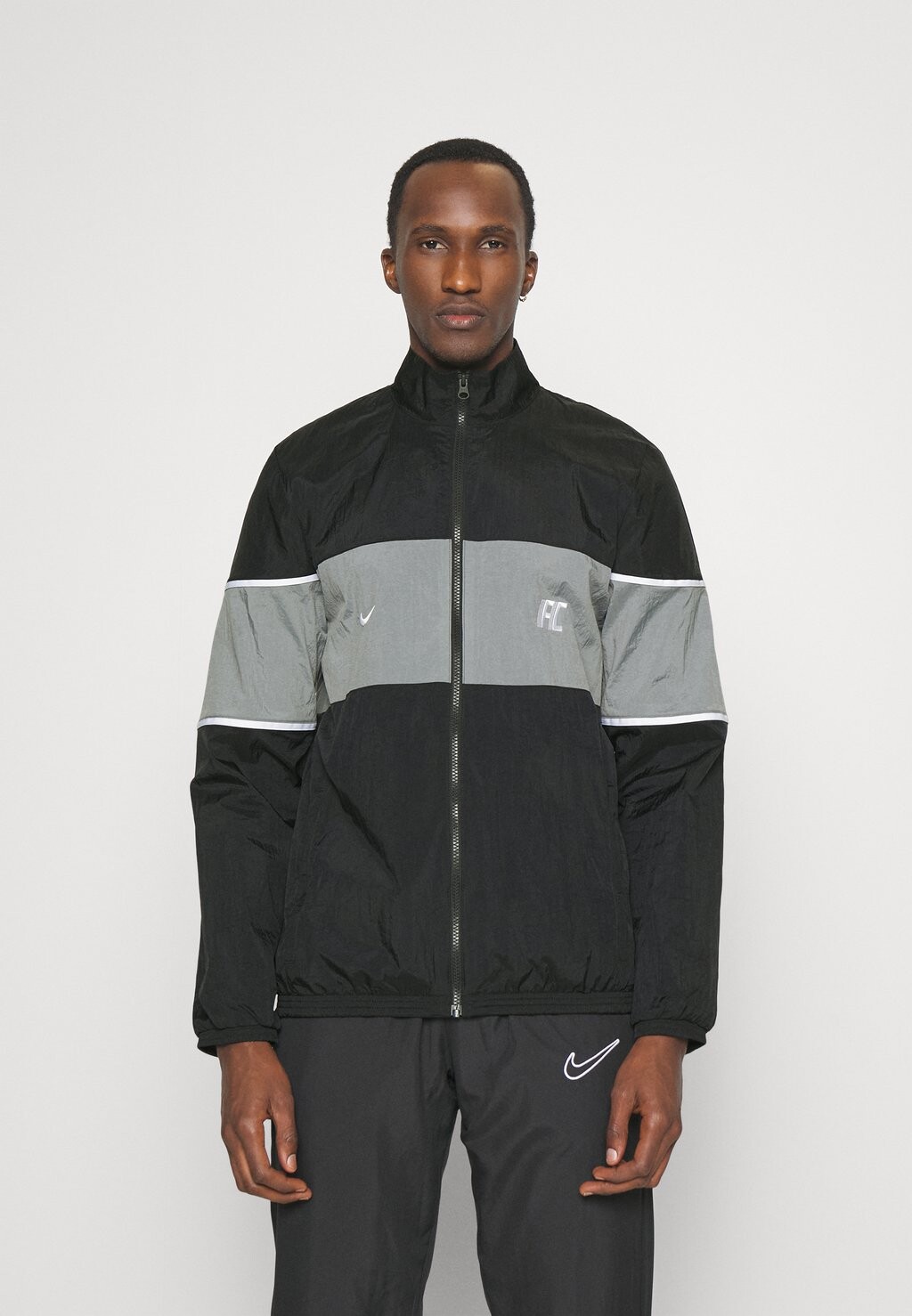 

Куртка для активного отдыха Nike