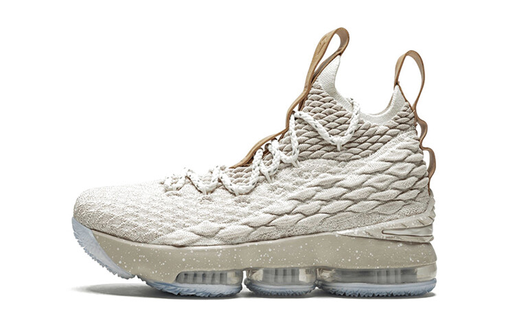 

Nike Леброн 15 Призрак (GS)