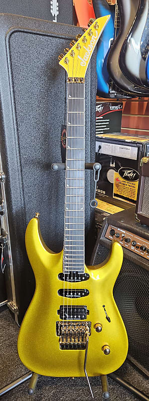 

Электрогитара Jackson Pro Plus Series Soloist SLA3/Gold Bullion