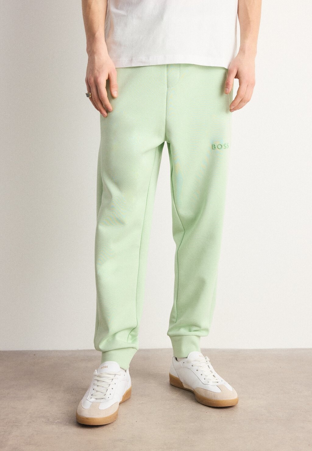 

Брюки спортивные BOSS, цвет open green