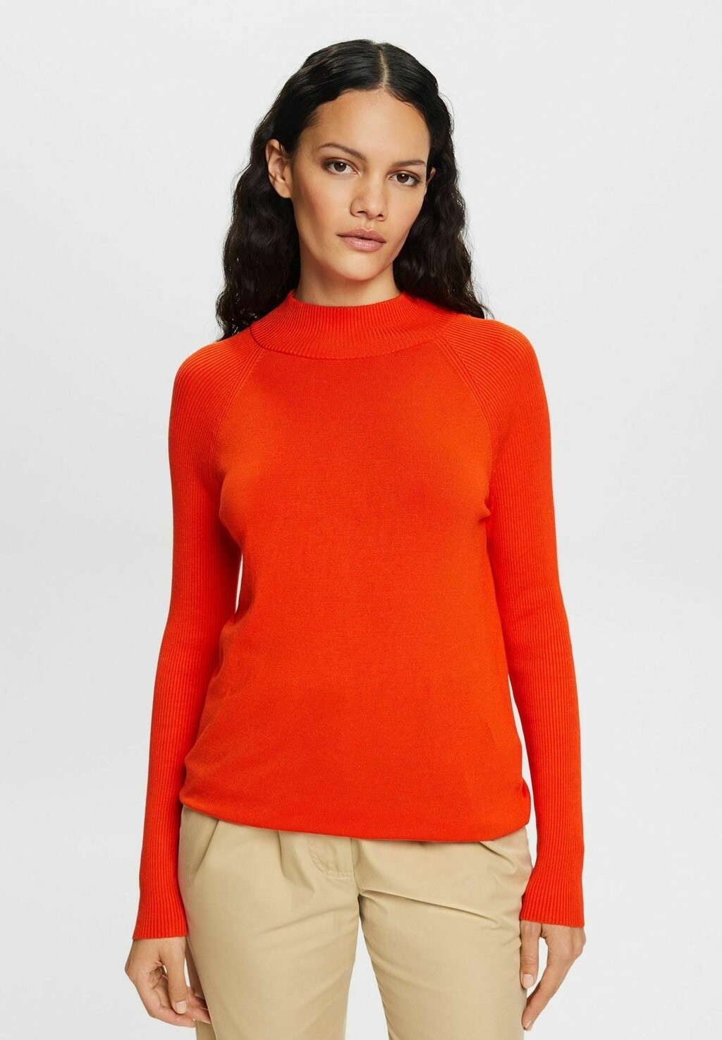 

Свитшот Esprit, цвет bright orange