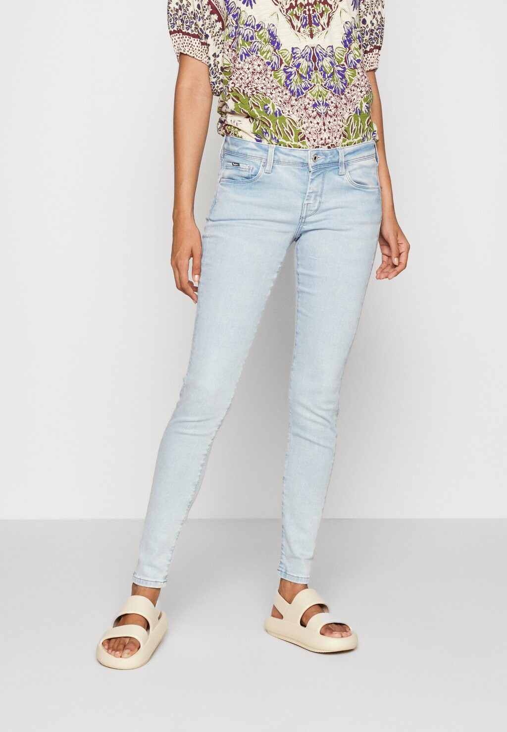 

Джинсы Skinny Fit Pepe Jeans