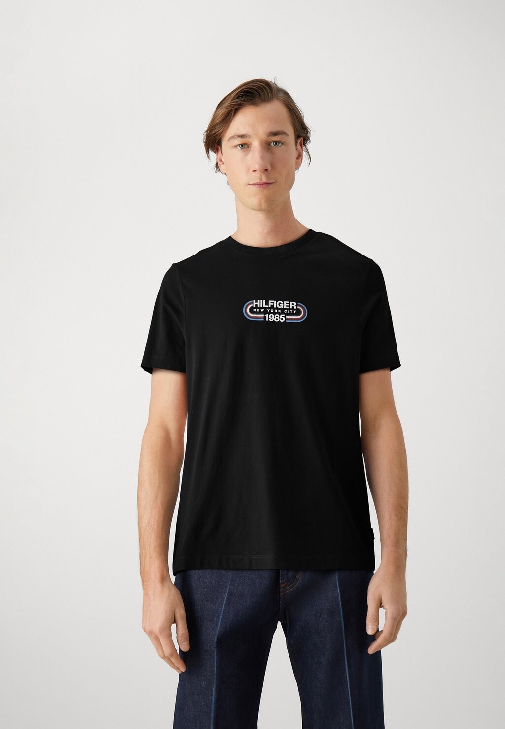 

Футболка с принтом Track Graphic Tee Tommy Hilfiger, черный